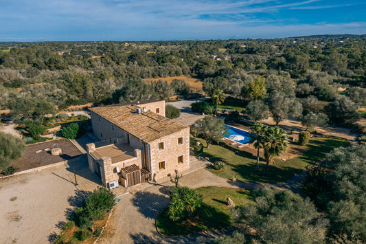 Impressive country house near the picturesque village of Algaida